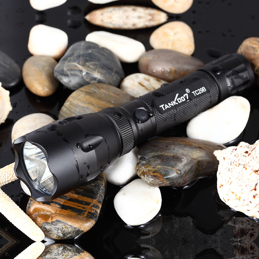 強(qiáng)光手電筒什么牌子好？哪里的強(qiáng)光手電筒生產(chǎn)廠(chǎng)家好