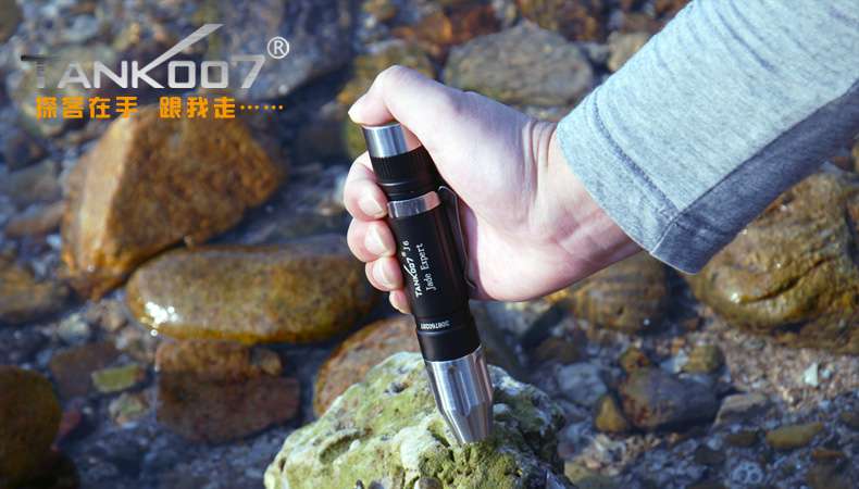 新手收藏家必用珠寶玉石鑒定工具——TANK007照玉手電筒！